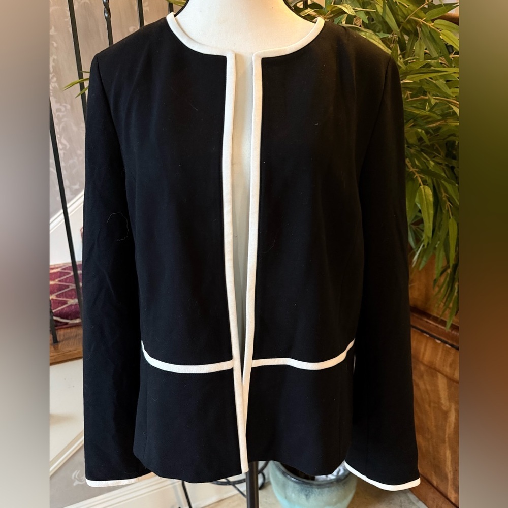 TALBOTS ladies jacket/cardigan, long sleeve size 12 fabric made in Italy - Picture 3 of 16
